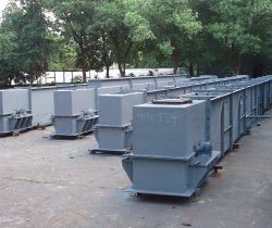 水(shui)平拉鏈(lian)機